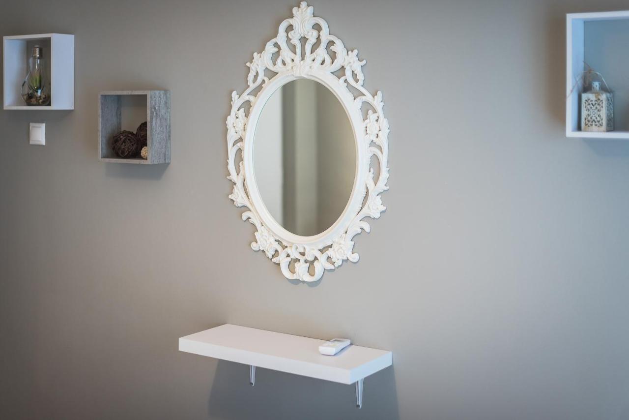 Modern City Apartment By Cloudkeys Athen Eksteriør billede